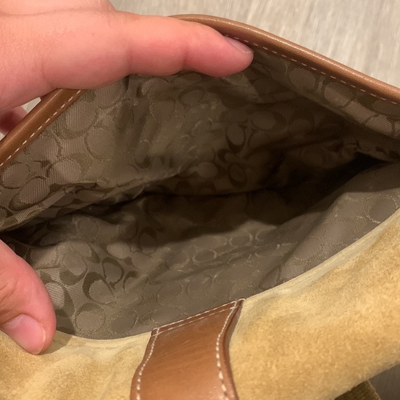 EUC Vintage Coach crossbody - Picture 5 of 7